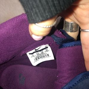 Nike 100% exclusive high tops burgundy / snake
